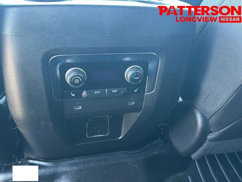 Used 2023 Chevrolet Tahoe Z71 w/ Luxury Package AWD/4WD image 23