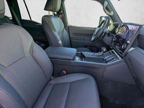 Used 2024 Lexus GX 550 image 20