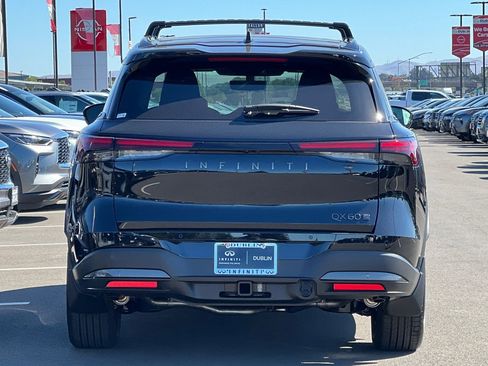 New 2026 INFINITI QX60 Autograph w/ Dark Cargo Package image 4