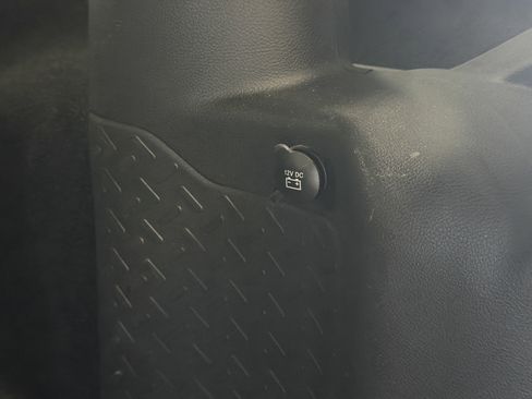 Used 2018 Jeep Wrangler Unlimited Sport AWD/4WD image 26