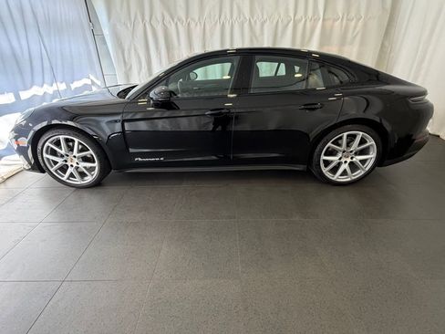 Certified 2025 Porsche Panamera 4 AWD/4WD image 2