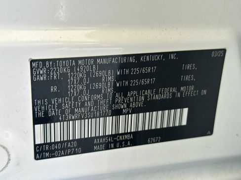 Used 2025 Toyota RAV4 XLE AWD/4WD image 28