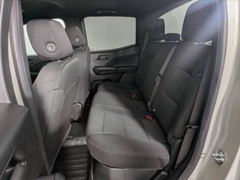 Used 2023 Chevrolet Colorado W/T RWD image 17