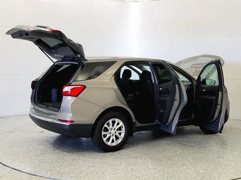 Used 2019 Chevrolet Equinox LT FWD image 12