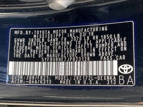 Used 2018 Toyota Corolla LE image 35