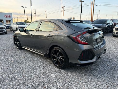 Used 2017 Honda Civic Sport image 7