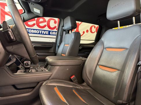 Used 2024 GMC Sierra 1500 AT4 w/ Technology Package image 13