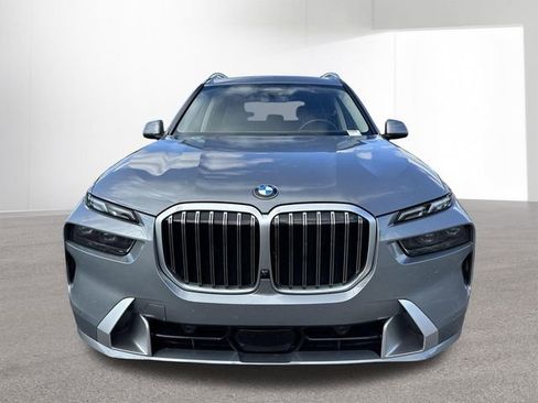 Used 2025 BMW X7 xDrive40i AWD/4WD image 27
