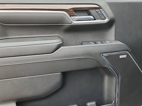 Used 2024 GMC Sierra 1500 Elevation w/ Elevation Premium Package image 18