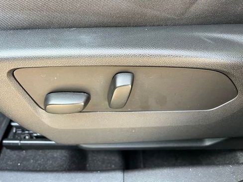 Used 2023 Buick Envision Essence image 16