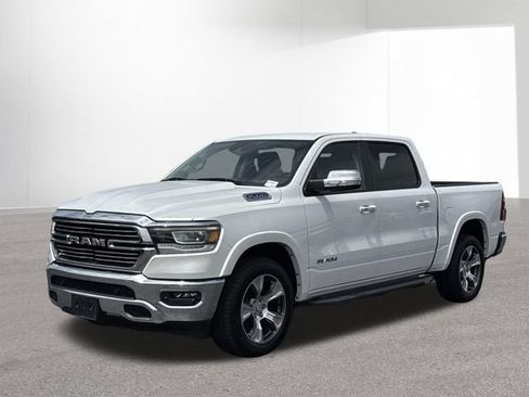Used 2022 RAM 1500 Laramie AWD/4WD image 12