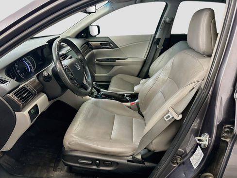Used 2017 Honda Accord EX-L image 13