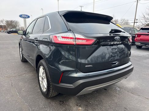 Used 2024 Ford Edge SEL w/ Convenience Package image 9