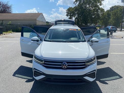 Used 2024 Volkswagen Tiguan Wolfsburg Edition image 30