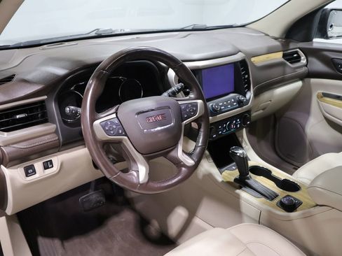 Used 2018 GMC Acadia Denali AWD/4WD image 17