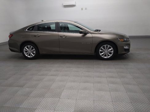 Used 2020 Chevrolet Malibu LT FWD image 11