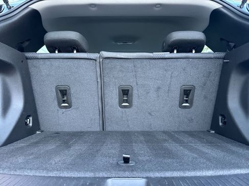 Used 2022 Chevrolet Bolt EUV LT image 15