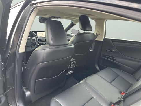 Used 2024 Lexus ES 350 w/ Premium Package image 18