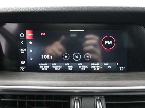 Used 2023 Alfa Romeo Stelvio Ti image 24