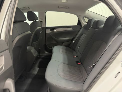 Used 2018 Hyundai Sonata SE FWD image 15