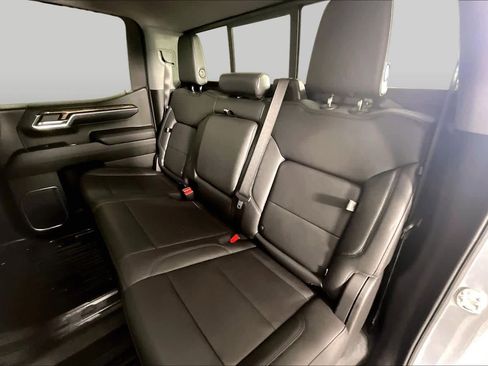 Used 2024 GMC Sierra 1500 Elevation w/ Elevation Premium Package RWD image 19