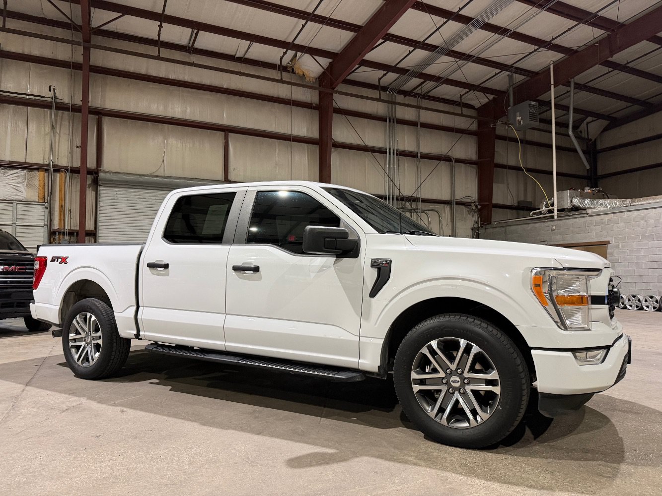 Used 2022 Ford F150 XL w/ STX Appearance Package RWD image 3