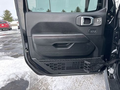 Used 2021 Jeep Wrangler Unlimited Rubicon w/ Uconnect 4C Nav & Sound Group image 22