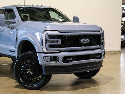 Used 2026 Ford F450 Platinum w/ Platinum Plus Package image 30