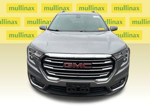 Certified 2024 GMC Terrain SLT image 42