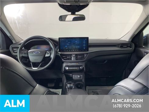 Used 2023 Ford Escape SE image 34