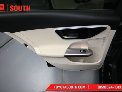 Used 2022 Mercedes-Benz C 300 4MATIC Sedan image 31