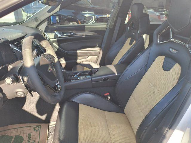 Used 2016 Cadillac CTS V RWD image 9