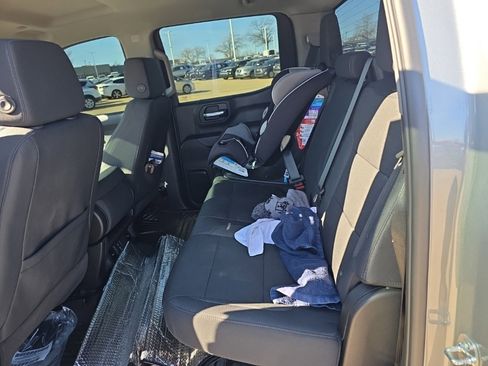 Used 2025 Chevrolet Silverado 1500 Custom w/ Turbomax Blackout Package image 17