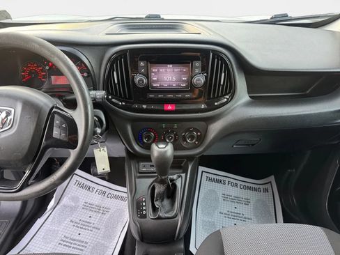 Used 2019 RAM ProMaster City Tradesman FWD image 12