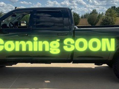 Used 2015 RAM 2500 Laramie w/ Black Appearance Group AWD/4WD image 2