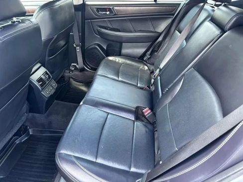 Used 2018 Subaru Outback 2.5i Limited AWD/4WD image 14
