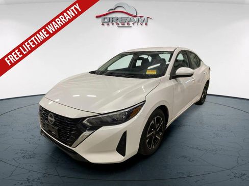 Used 2024 Nissan Sentra SV FWD image 3