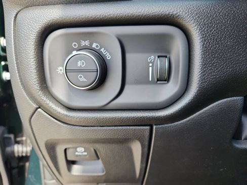 New 2026 RAM 1500 Express RWD image 18