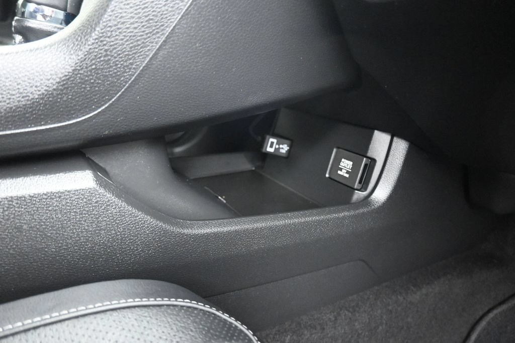 Used 2019 Honda Civic Touring image 46