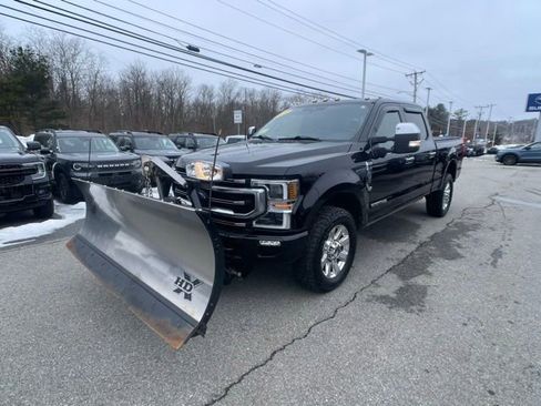 Certified 2022 Ford F350 Platinum w/ FX4 Off-Road Package image 4