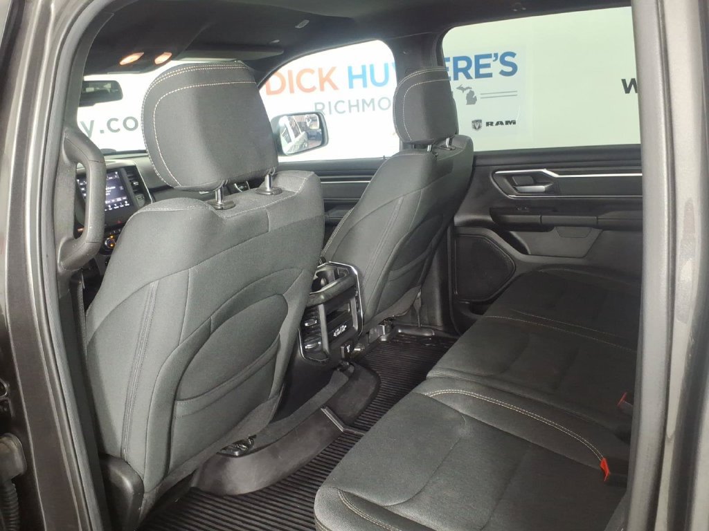 Used 2019 RAM 1500 Big Horn AWD/4WD image 9