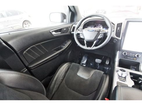Used 2022 Ford Edge ST AWD/4WD image 7