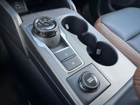 Certified 2025 Ford Bronco Sport Outer Banks w/ Outer Banks Tech Package+ AWD/4WD image 25