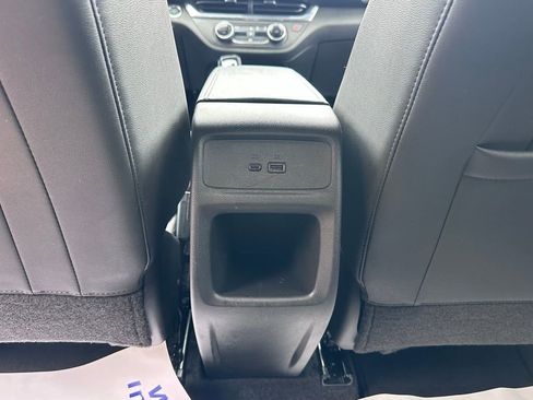 Used 2025 Buick Envista Preferred image 24