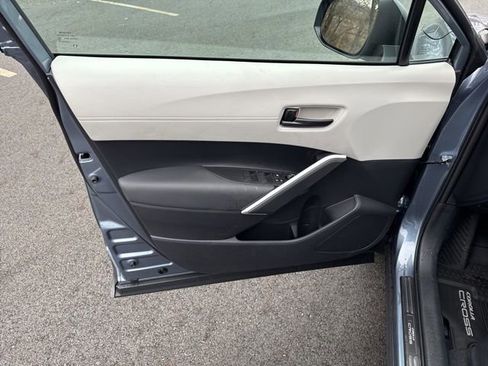 New 2026 Toyota Corolla Cross L image 13