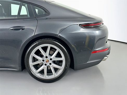 Certified 2025 Porsche Panamera 4 AWD/4WD image 12