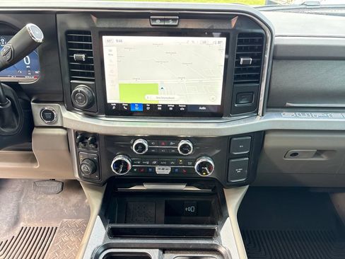 Used 2025 Ford F250 Platinum w/ Platinum Plus Package AWD/4WD image 23