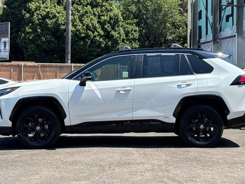 Used 2023 Toyota RAV4 XSE w/ XSE Grade Weather Package AWD/4WD image 7