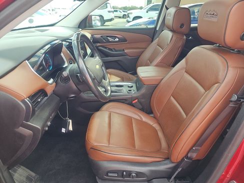 Used 2018 Chevrolet Traverse High Country w/ LPO, Cargo Package image 4