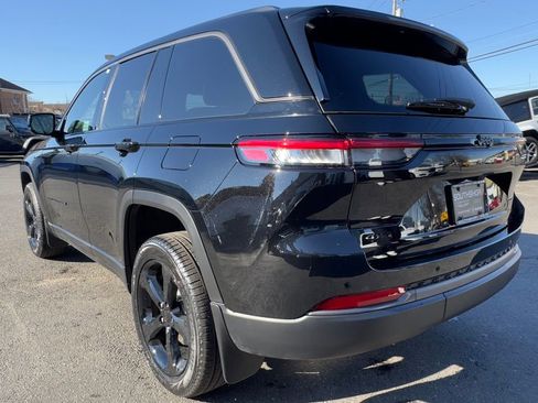 New 2026 Jeep Grand Cherokee Limited w/ Limited Altitude Package image 5